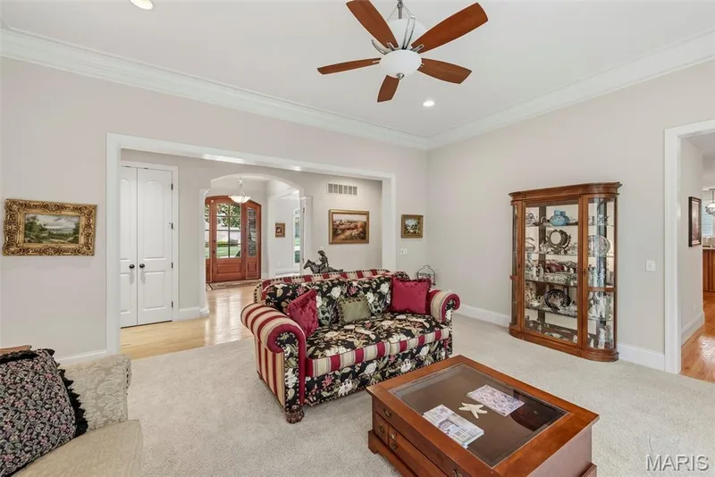 112 Castlewood Estates Drive, O'Fallon, MO 63368 — listing photo 25 of 98