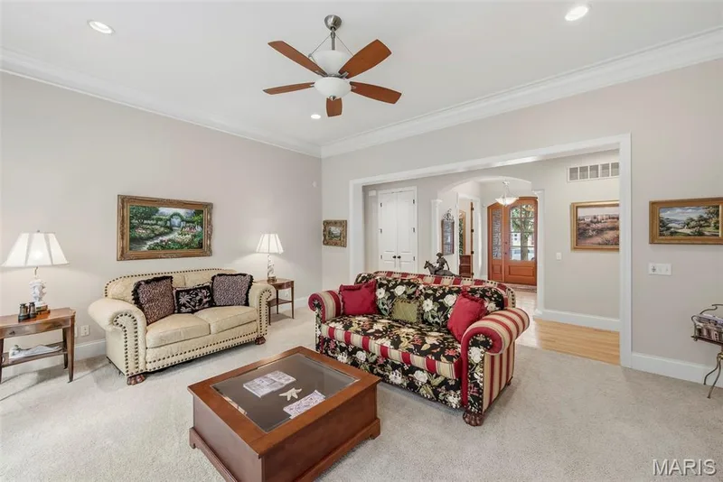 112 Castlewood Estates Drive, O'Fallon, MO 63368 — listing photo 26 of 98