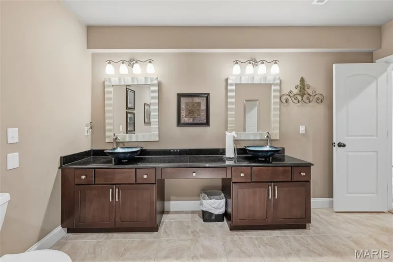 Lower Level FULL Bathroom w/ Double Sinks — 112 Castlewood Estates Drive, O'Fallon, MO 63368