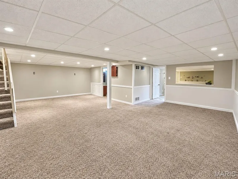 1 Mineral Drive, St Peters, MO 63376 — listing photo 12 of 16