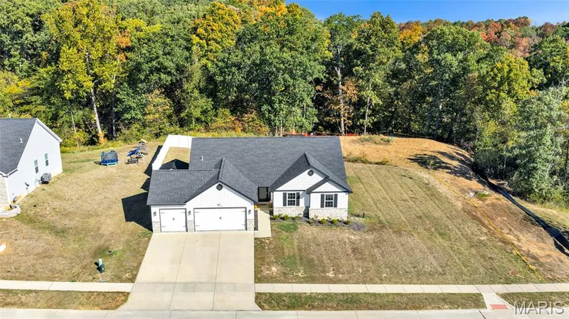 105 Providence Ridge Court, Wentzville, MO 63385 — listing photo 33 of 38