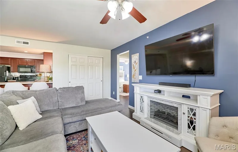 521 Bordeaux Way, Cottleville, MO 63376 — listing photo 27 of 56