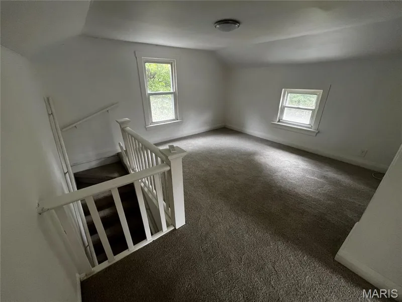 18449 Wild Horse Creek Road, Chesterfield, MO 63005 — listing photo 7 of 20
