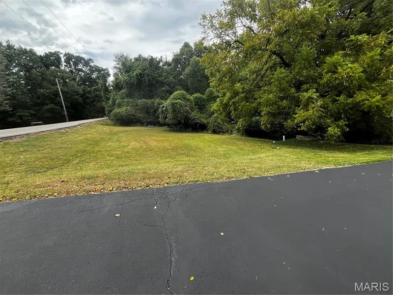 18449 Wild Horse Creek Road, Chesterfield, MO 63005 — listing photo 16 of 20