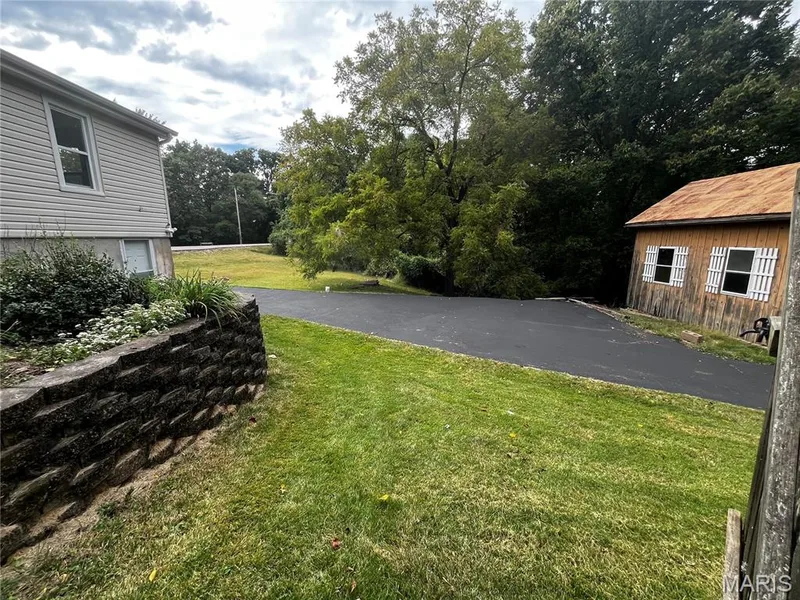 18449 Wild Horse Creek Road, Chesterfield, MO 63005 — listing photo 19 of 20