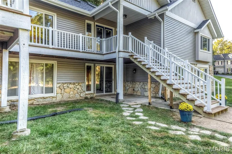 1723 Millstream Drive, Chesterfield, MO 63017 — listing photo 6 of 57