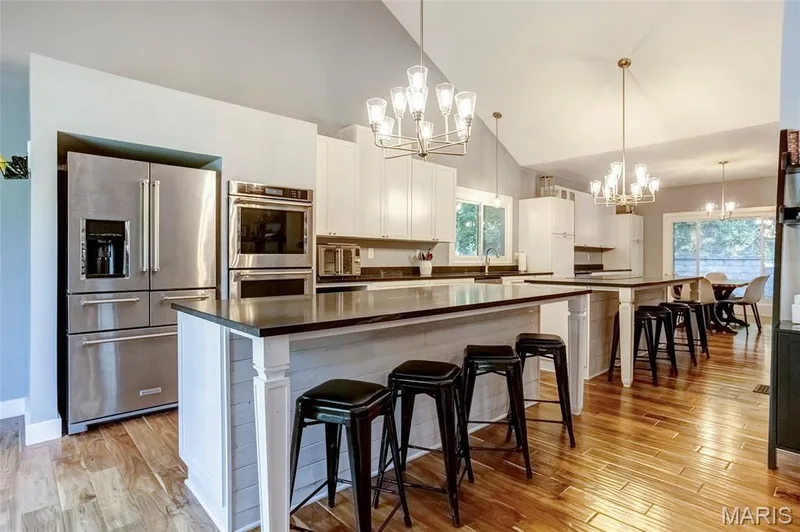 1723 Millstream Drive, Chesterfield, MO 63017 — listing photo 22 of 57