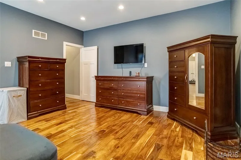 1723 Millstream Drive, Chesterfield, MO 63017 — listing photo 24 of 57
