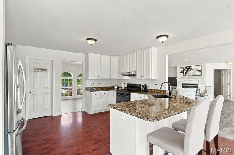 17 White Dove Ct, Dardenne Prairie, MO 63368 — listing photo 25 of 75