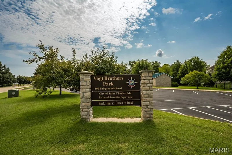 City park nearby — 1048 Pierpoint Lane, St Charles, MO 63303