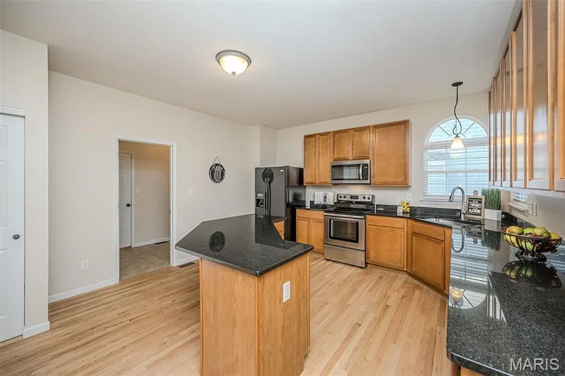 1048 Pierpoint Lane, St Charles, MO 63303 — listing photo 22 of 77
