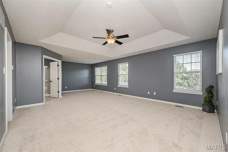 1048 Pierpoint Lane, St Charles, MO 63303 — listing photo 30 of 77