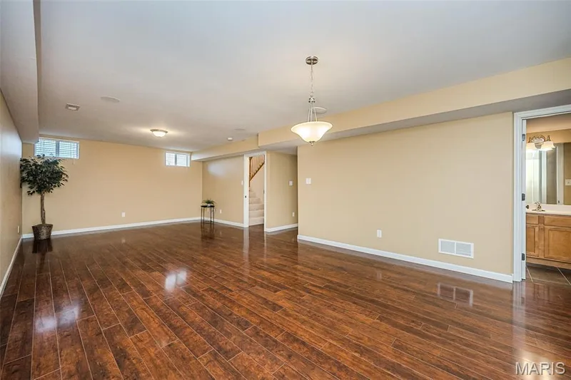 1048 Pierpoint Lane, St Charles, MO 63303 — listing photo 51 of 77