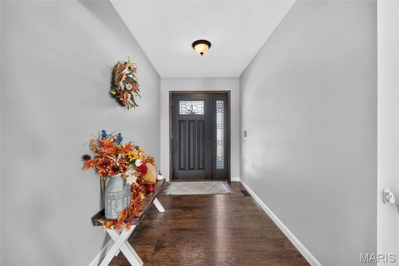 2727 Providence Ridge Drive, Wentzville, MO 63385 — listing photo 2 of 35