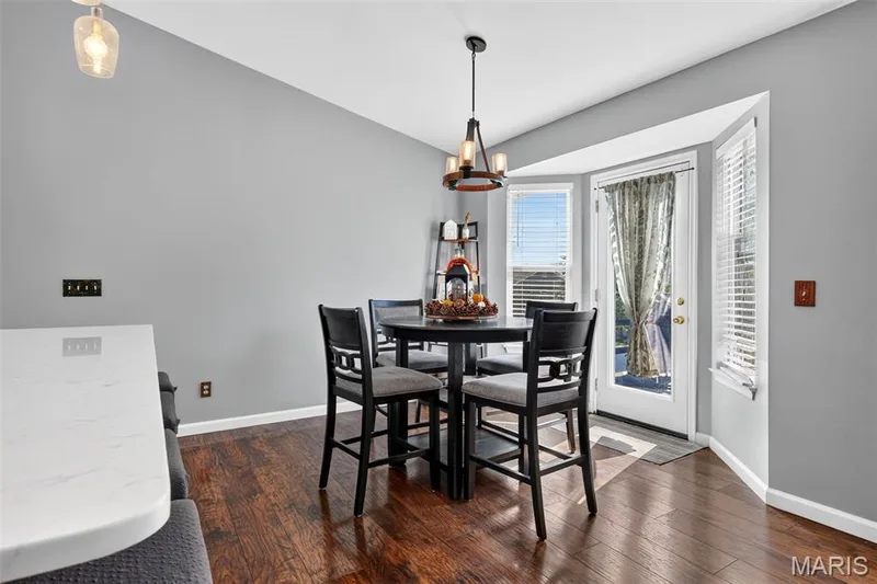 2727 Providence Ridge Drive, Wentzville, MO 63385 — listing photo 12 of 35