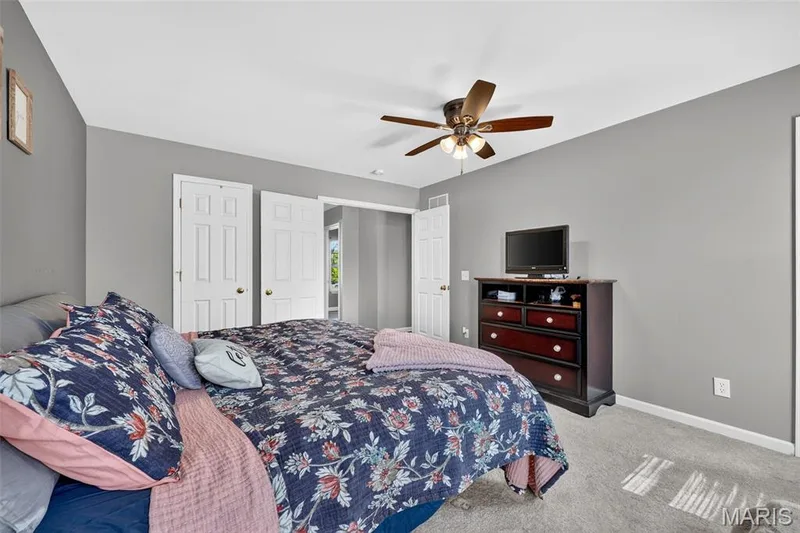 2727 Providence Ridge Drive, Wentzville, MO 63385 — listing photo 18 of 35