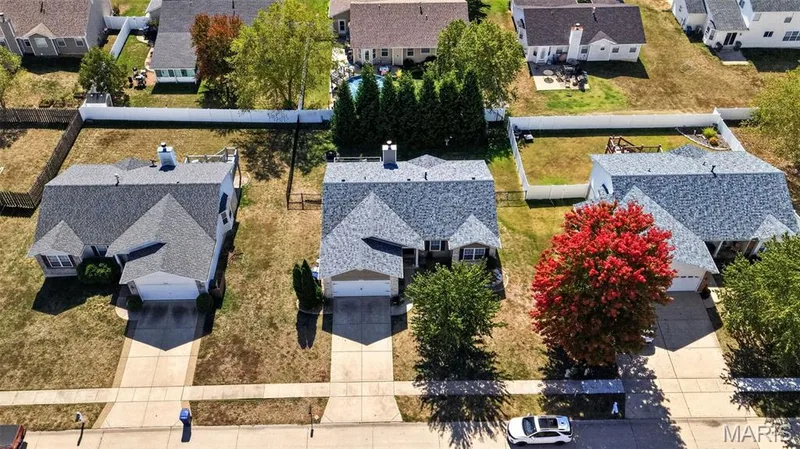 2727 Providence Ridge Drive, Wentzville, MO 63385 — listing photo 33 of 35