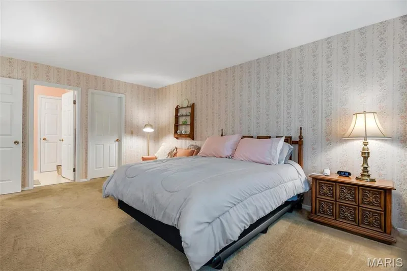 Large Primary with Walk in Closet — 29 Rockwood Forest Valley, Wildwood, MO 63025