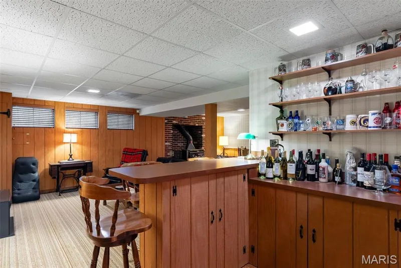 LL bar area — 29 Rockwood Forest Valley, Wildwood, MO 63025