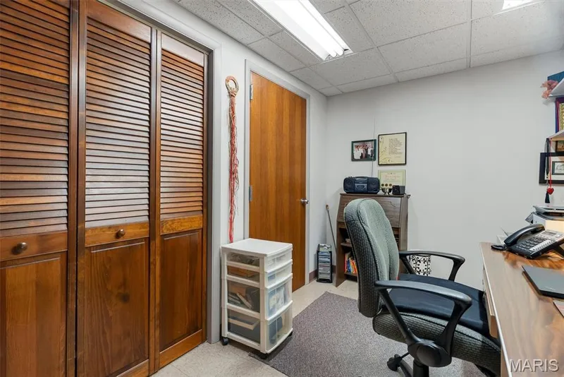 LL office area — 29 Rockwood Forest Valley, Wildwood, MO 63025