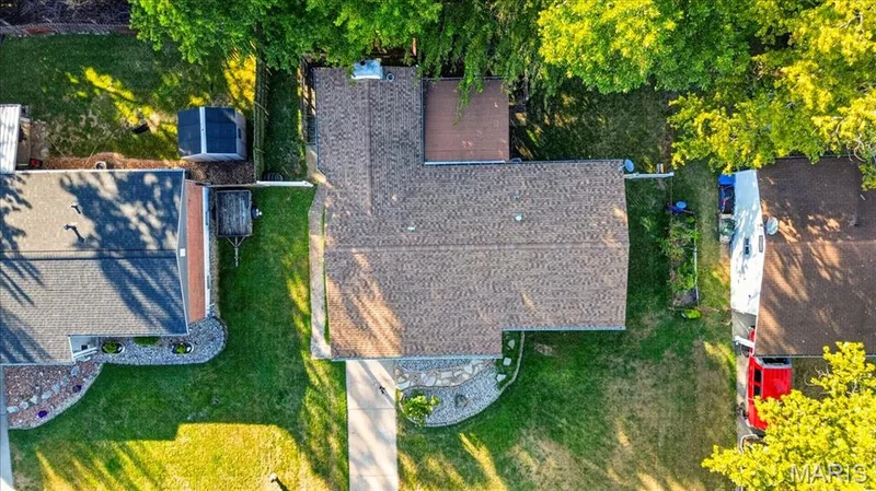3315 Joyce Drive, St Charles, MO 63301 — listing photo 3 of 57