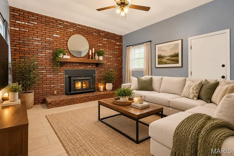 Virtually staged — 3315 Joyce Drive, St Charles, MO 63301