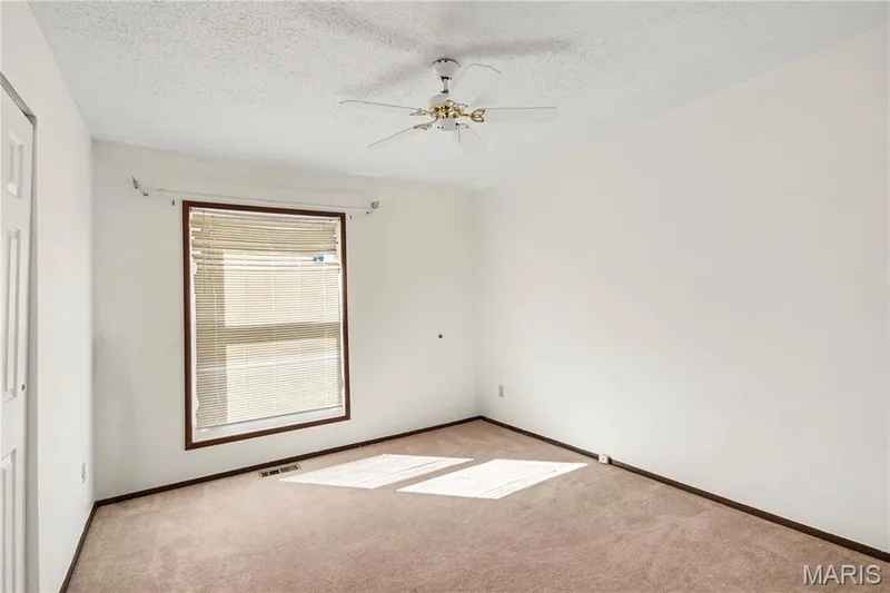 2311 Blue Hill Road, Chesterfield, MO 63017 — listing photo 14 of 27