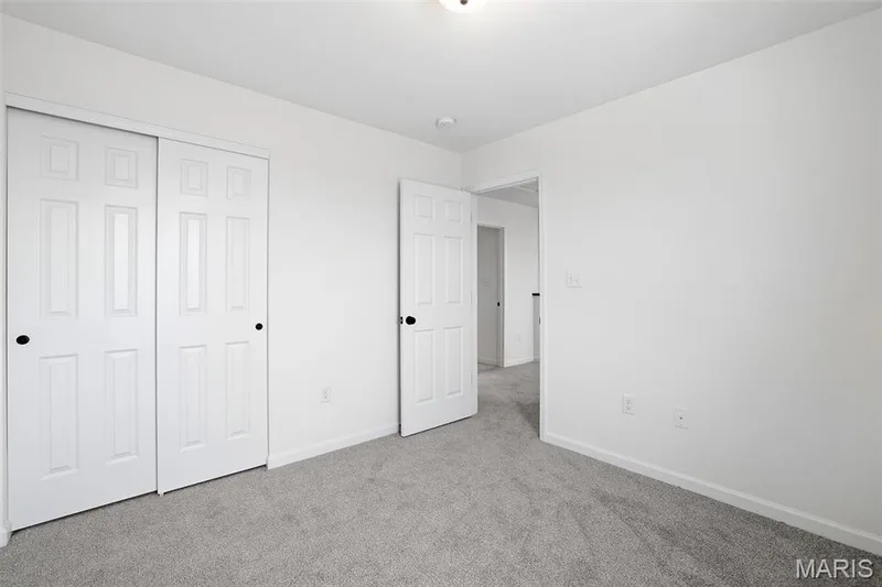 7 Shady Elm Court, St Charles, MO 63301 — listing photo 2 of 26