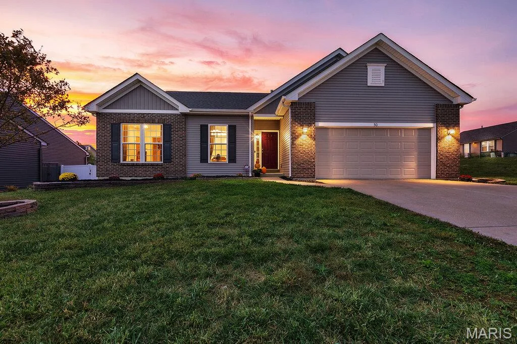 30 Crystal Manor Court, Wentzville, MO 63385 — listing photo 1 of 35