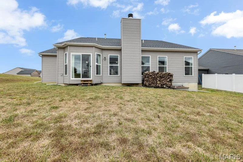 30 Crystal Manor Court, Wentzville, MO 63385 — listing photo 31 of 35