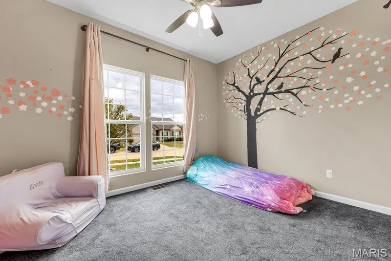 30 Crystal Manor Court, Wentzville, MO 63385 — listing photo 19 of 35