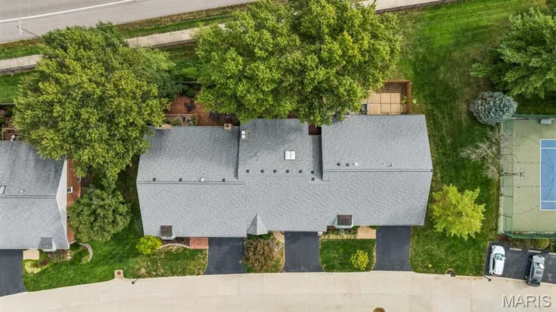 2416 Baxton Way, Chesterfield, MO 63017 — listing photo 33 of 37