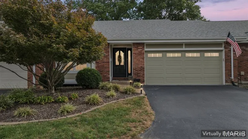 2416 Baxton Way, Chesterfield, MO 63017 — listing photo 35 of 37