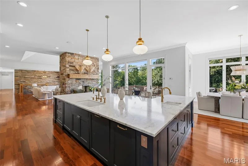 1177 August Lake Drive, Defiance, MO 63341 — listing photo 17 of 62