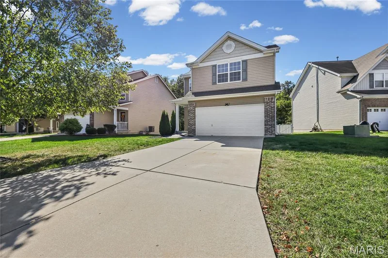 513 Parkgate Drive, Lake St. Louis, MO 63367 — listing photo 6 of 99