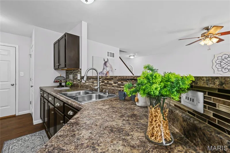 513 Parkgate Drive, Lake St. Louis, MO 63367 — listing photo 39 of 99