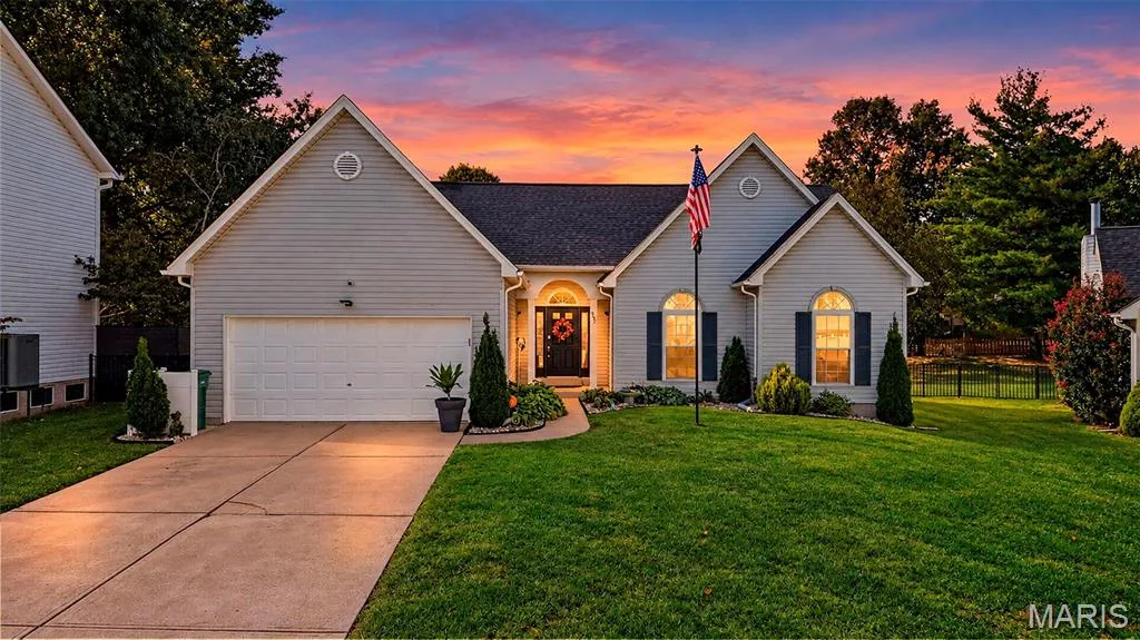 957 Cottontail Lane, St Charles, MO 63303 — listing photo 1 of 52