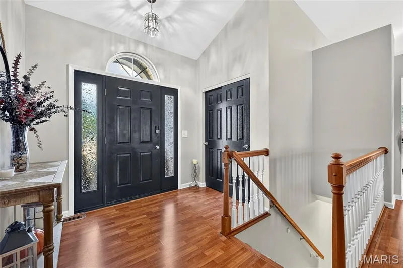 957 Cottontail Lane, St Charles, MO 63303 — listing photo 3 of 52