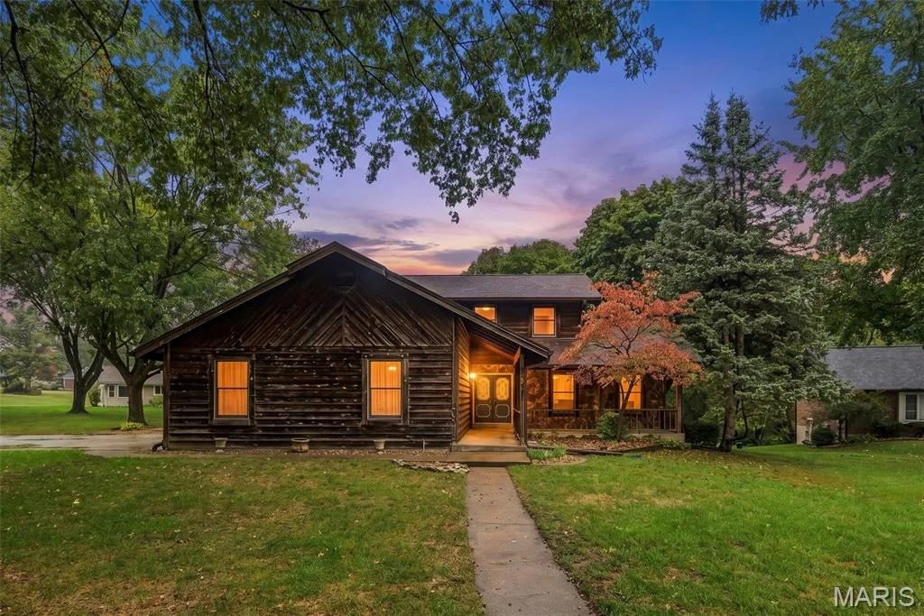 Welcome home! — 29 Number Six Green Drive #A, St Charles, MO 63303