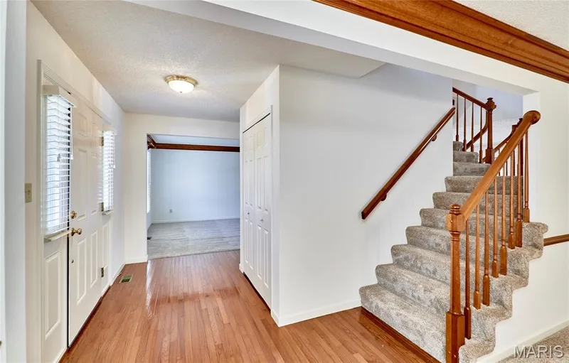 234 England Drive, O'Fallon, MO 63366 — listing photo 5 of 41