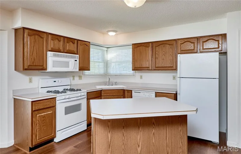 234 England Drive, O'Fallon, MO 63366 — listing photo 17 of 41