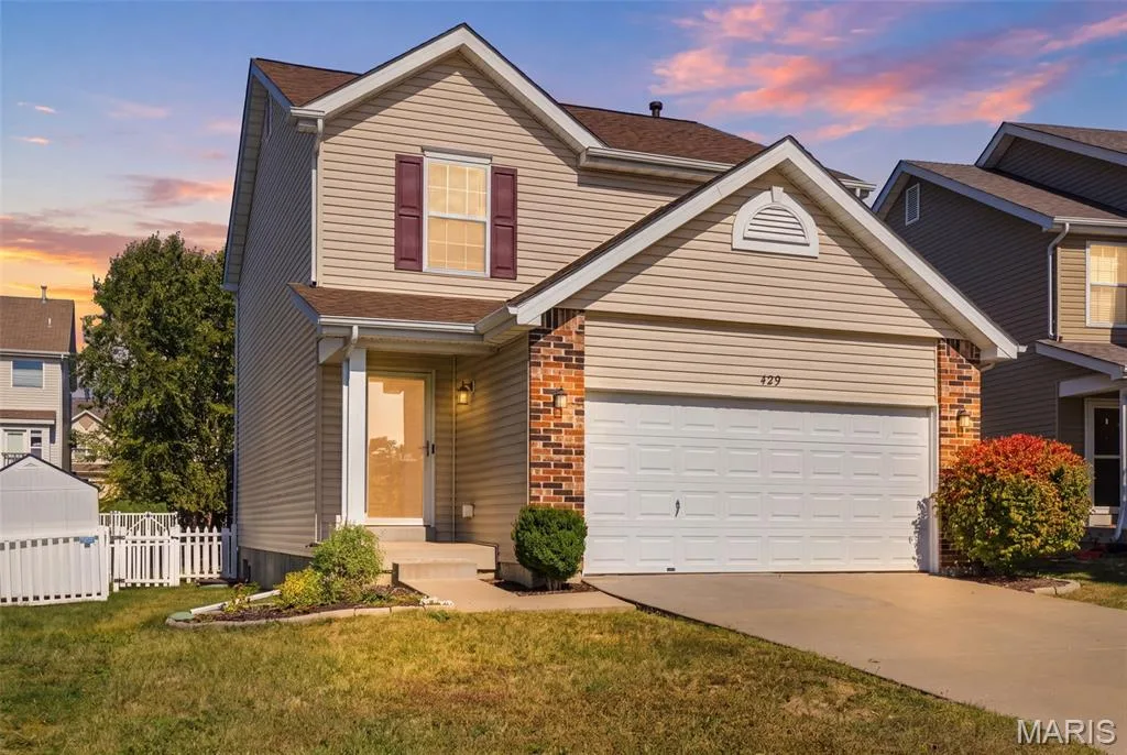 Welcome to 429 Spring Trace! — 429 Spring Trace, O'Fallon, MO 63368