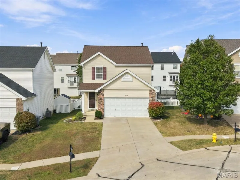 429 Spring Trace, O'Fallon, MO 63368 — listing photo 3 of 54
