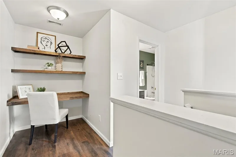 Seller used this area as an "office nook" — 429 Spring Trace, O'Fallon, MO 63368