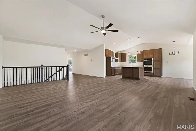 116 Cardinal Flower Drive, Wentzville, MO 63385 — listing photo 3 of 29