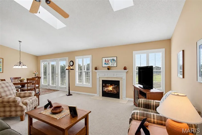 4 Putting Green Drive, Dardenne Prairie, MO 63368 — listing photo 10 of 29