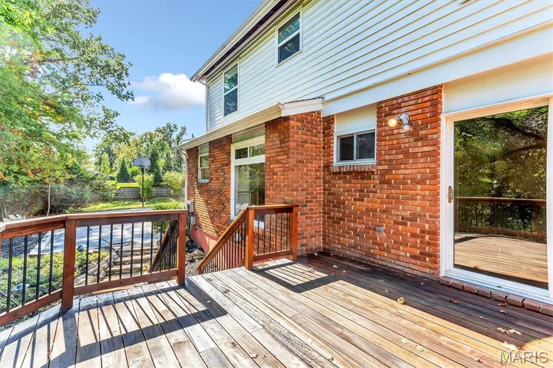 216 Trailtop Court, Chesterfield, MO 63017 — listing photo 6 of 51