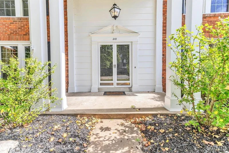 216 Trailtop Court, Chesterfield, MO 63017 — listing photo 8 of 51