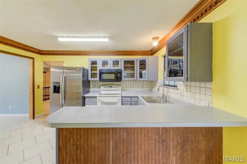 533 Snipes Drive, St Charles, MO 63303 — listing photo 13 of 43