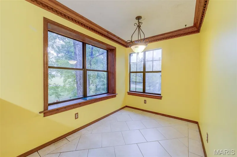 Kitchen Nook for the small kitchen table — 533 Snipes Drive, St Charles, MO 63303